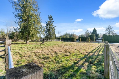Garden / Landscaping Photo of 22015 40 Avenue, Langley, BC