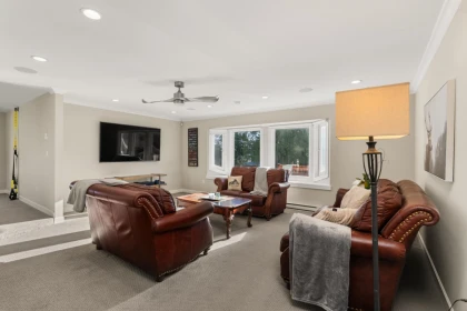 Hallway Photo of 22015 40 Avenue, Langley, BC