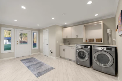 Laundry Room Photo of 22015 40 Avenue, Langley, BC