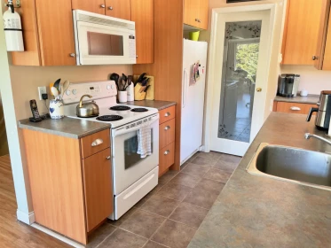 Guest Bathroom Photo of 20817 Sakwi Creek Road, Mission, BC