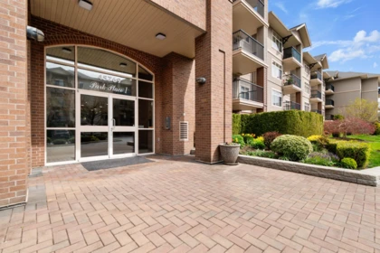 Hallway Photo of 412 45769 Stevenson Road, Chilliwack, BC