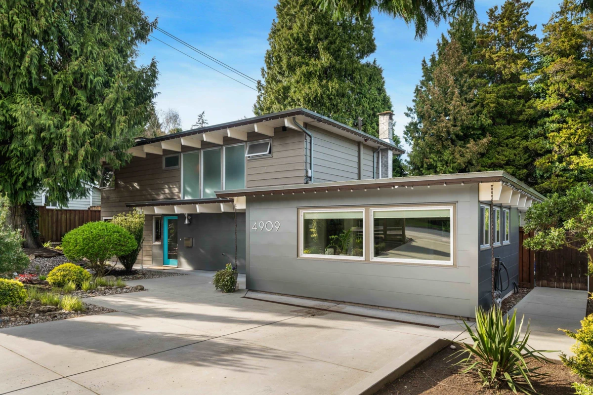 Exterior Rear Photo of 4909 8a Avenue, Delta, BC