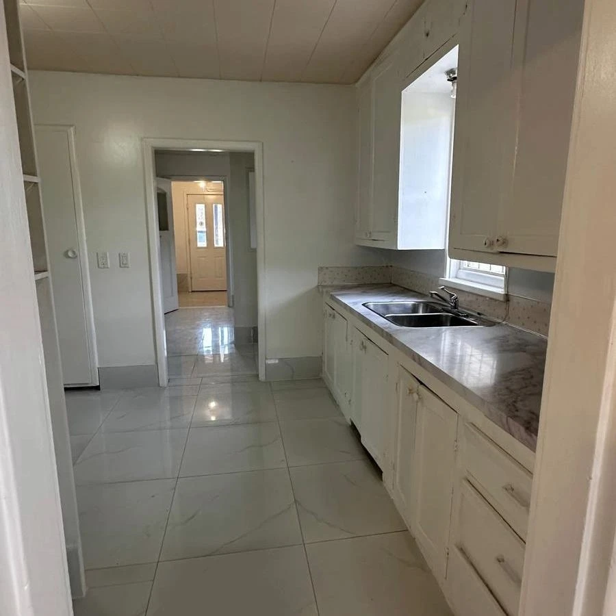 Laundry Room Photo of 13511 224 Street, Maple Ridge, BC