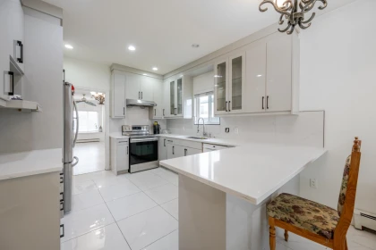 Guest Bathroom Photo of 2737 Carriage Court, Abbotsford, BC