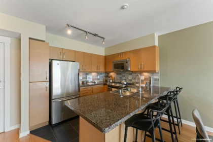 209 1315 56 Street, Delta, BC, Delta — Apartment/Condo for sale