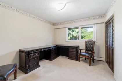 Mudroom Photo of 140 E Eighth Avenue, New Westminster, BC