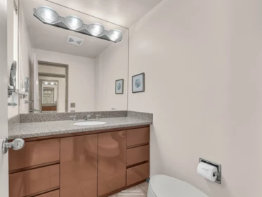 Mudroom Photo of 1331 Chartwell Drive, West Vancouver, BC