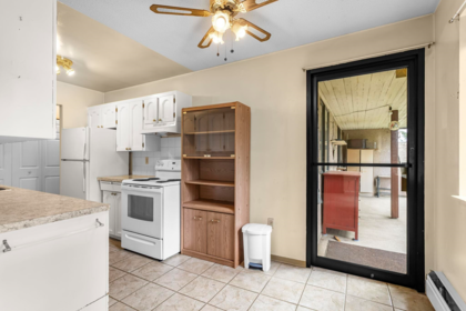 Primary Bedroom Photo of 311 32175 Old Yale Road, Abbotsford, BC