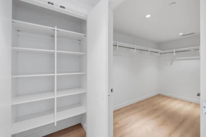 Mudroom Photo of 505 1500 Fern Street, North Vancouver, BC