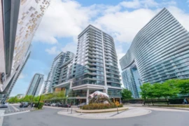 1817 68 Smithe Street, Vancouver, BC
