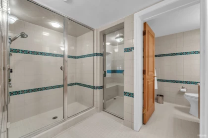 Aerial View of 1525 Errigal Place, West Vancouver, BC