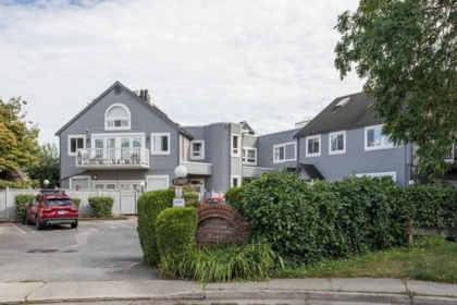 Hot Tub / Spa Photo of 4 6360 Lynas Lane, Richmond, BC