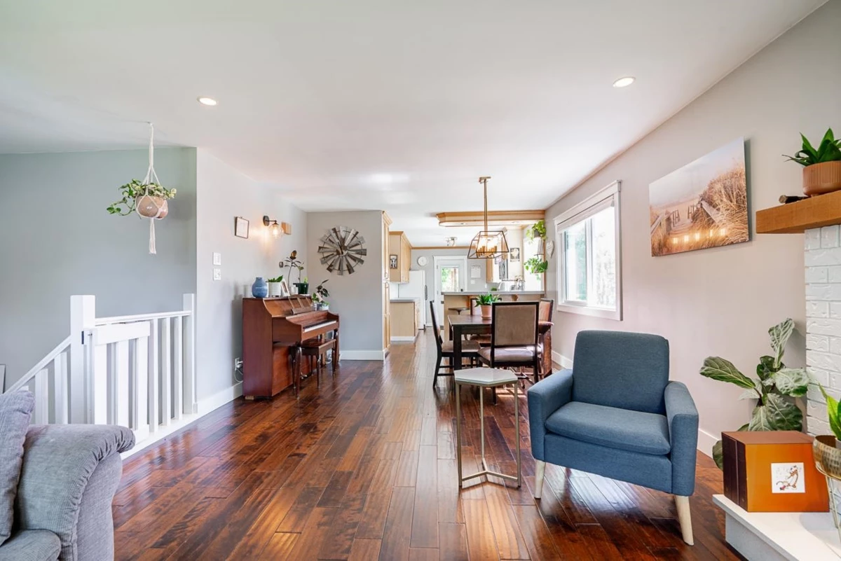 Dining Area Photo of 14205 Melrose Drive, Surrey, BC