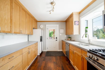 Breakfast Nook Photo of 14205 Melrose Drive, Surrey, BC