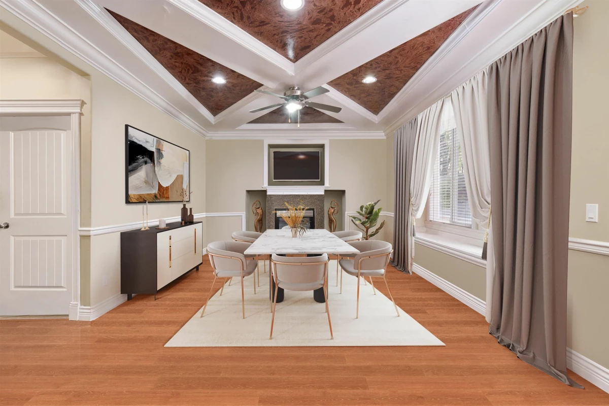 Dining Area Photo of 12141 96 Avenue, Surrey, BC