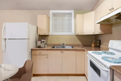 Basement Recreation Room Photo of 12141 96 Avenue, Surrey, BC