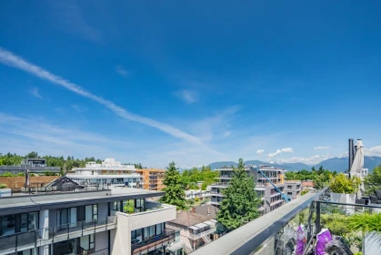 Hot Tub / Spa Photo of 605 5085 Main Street, Vancouver, BC