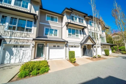 Hallway Photo of 92 2450 161a Street, Surrey, BC
