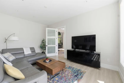 Mudroom Photo of 27107 River Road, Maple Ridge, BC