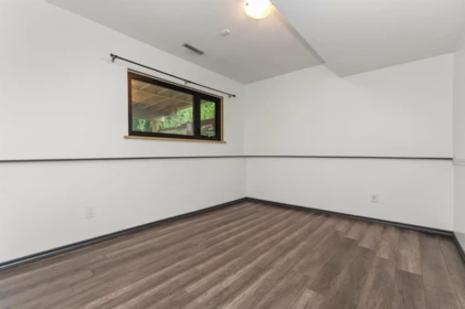 Laundry Room Photo of 45282 South Sumas Road, Chilliwack, BC