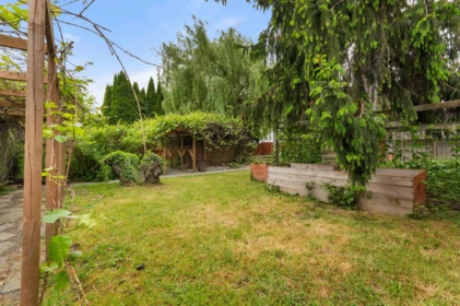 Outdoor Deck Photo of 45282 South Sumas Road, Chilliwack, BC