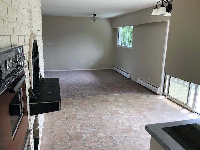Family Room Photo of 14150 Blackburn Avenue, White Rock, BC