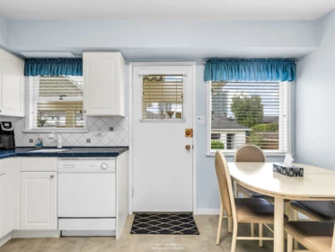 Kitchen Island Photo of 4830 Southlawn Drive, Burnaby, BC