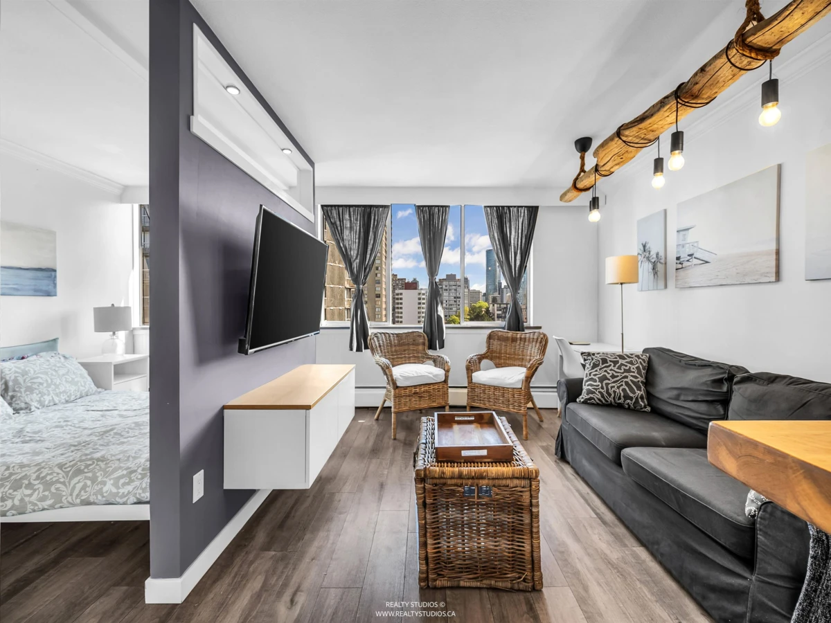 Family Room Photo of 1205 1250 Burnaby Street, Vancouver, BC