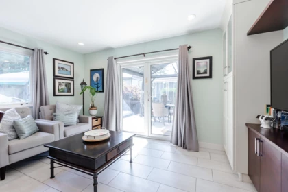Mudroom Photo of 1753 146 Street, Surrey, BC
