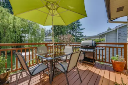 Staircase Photo of 14434 18 Avenue, Surrey, BC