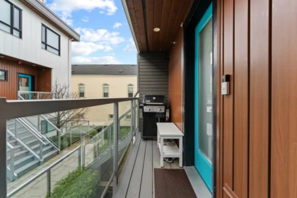 Outdoor Deck Photo of 215 311 E 16th Avenue, Vancouver, BC