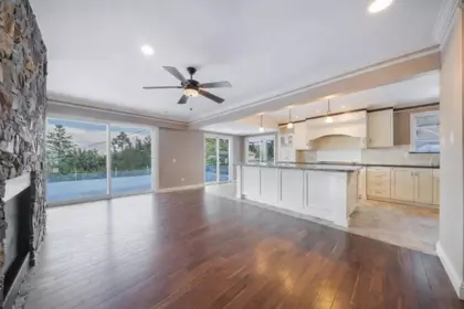 Kitchen Photo of 870 Greenwood Road, West Vancouver, BC