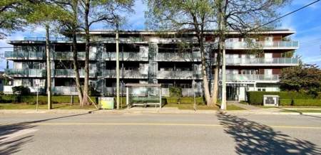 Swimming Pool Photo of 106 7377 14th Avenue, Burnaby, BC