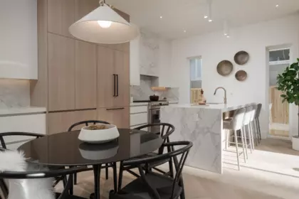 Breakfast Nook Photo of 2256 Garden Drive, Vancouver, BC