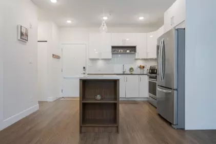 Kitchen Island Photo of 112 15351 101 Avenue, Surrey, BC