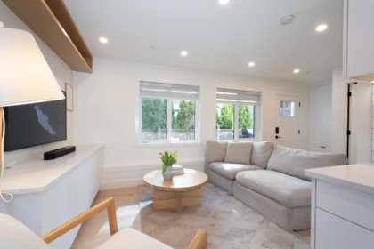 Breakfast Nook Photo of 1026 E 13th Avenue, Vancouver, BC
