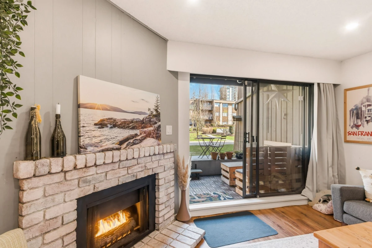 Family Room Photo of 104 9101 Horne Street, Burnaby, BC