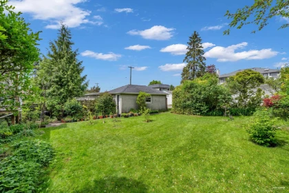 Backyard Photo of 2245 W 22nd Avenue, Vancouver, BC