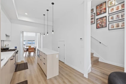 Breakfast Nook Photo of 13 237 Ridgeway Avenue, North Vancouver, BC