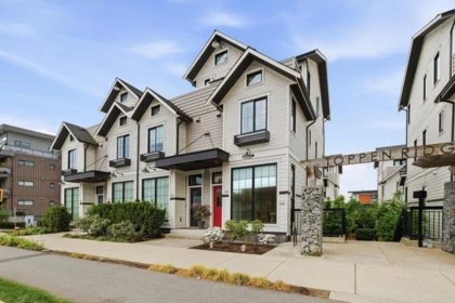13 237 Ridgeway Avenue, North Vancouver, BC, North vancouver — Townhouse for sale