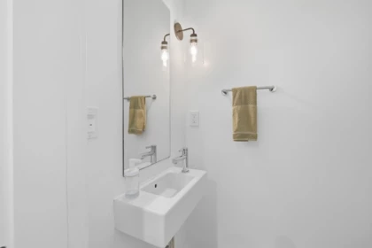Guest Bathroom Photo of 13 237 Ridgeway Avenue, North Vancouver, BC