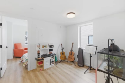Office / Den Photo of 13 237 Ridgeway Avenue, North Vancouver, BC