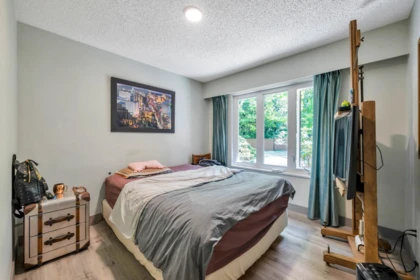 Office / Den Photo of 17495 24 Avenue, Surrey, BC