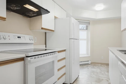 Kitchen Photo of D301 9838 Whalley Boulevard, Surrey, BC
