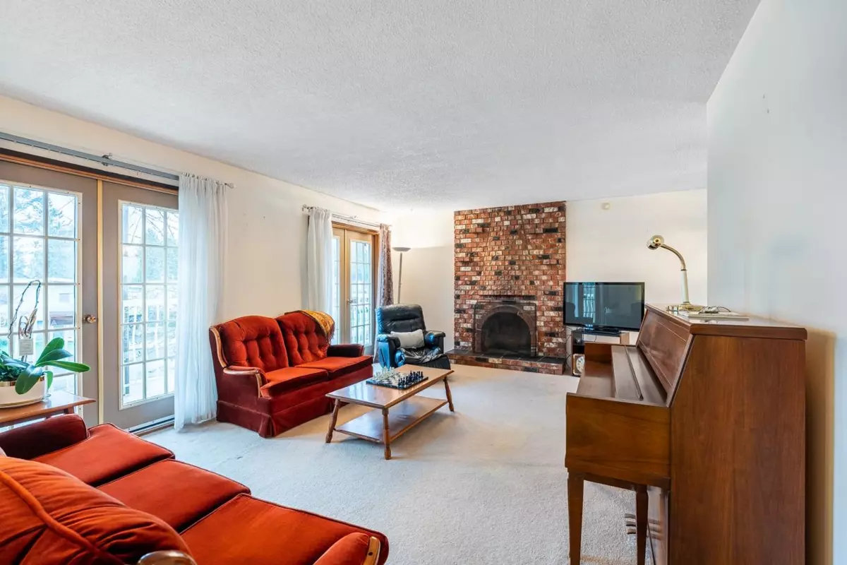 Living Room Photo of 1632 Como Lake Avenue, Coquitlam, BC