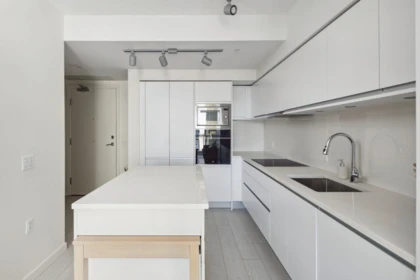 Kitchen Photo of 611 180 E 2nd Avenue, Vancouver, BC