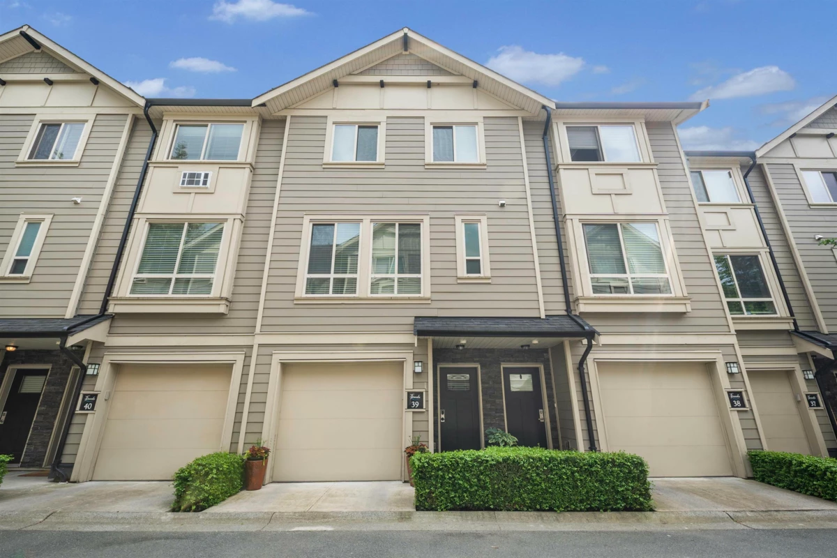 Exterior Rear Photo of 39 19913 70 Avenue, Langley, BC