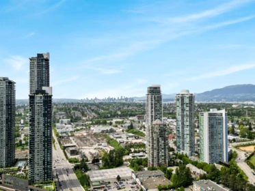 807 2077 Rosser Avenue, Burnaby, BC, Burnaby — Apartment/Condo for sale