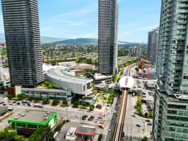 807 2077 Rosser Avenue, Burnaby, BC, Burnaby — Apartment/Condo for sale