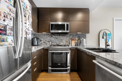 Primary Bedroom Photo of 807 2077 Rosser Avenue, Burnaby, BC